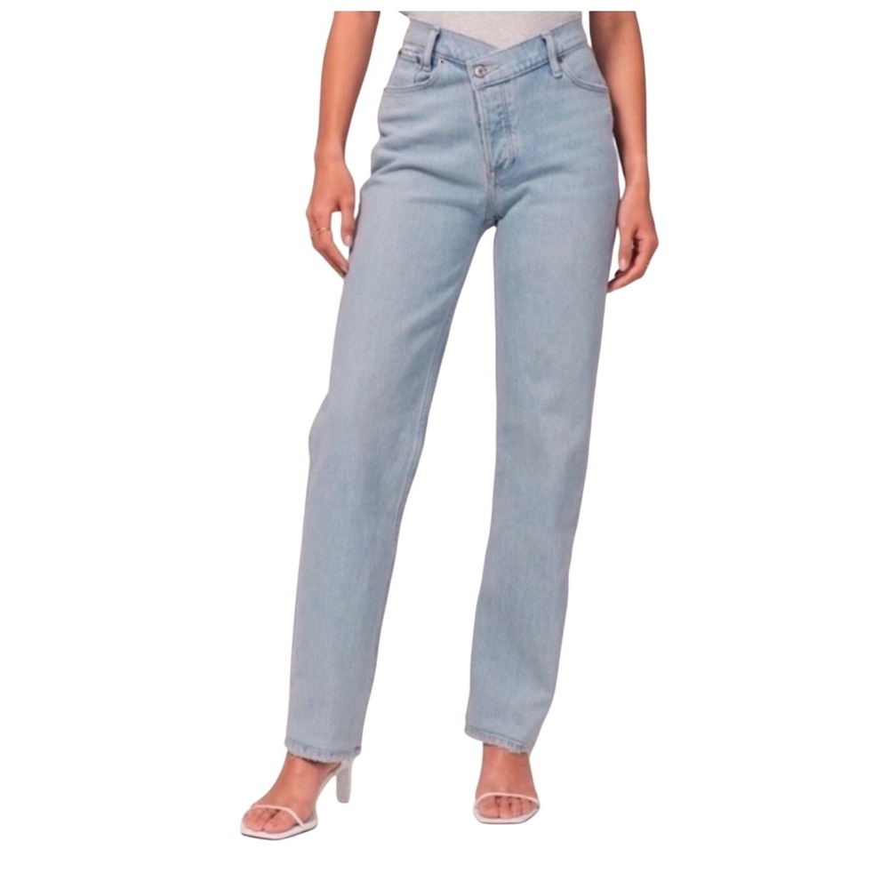 Abercrombie & Fitch Curve Love The Dad High Rise Crossover Jean Light Wash 28 6R